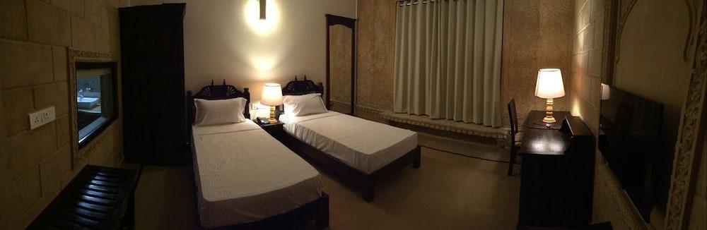 Hotel Golden Haveli Jaisalmer Bagian luar foto