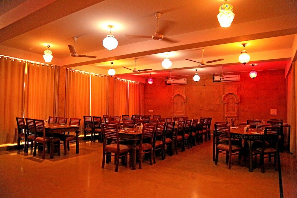 Hotel Golden Haveli Jaisalmer Bagian luar foto